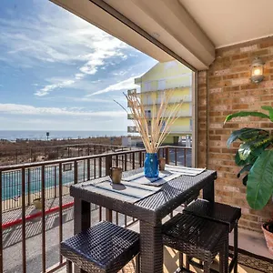 Surfside 84 Apartment
