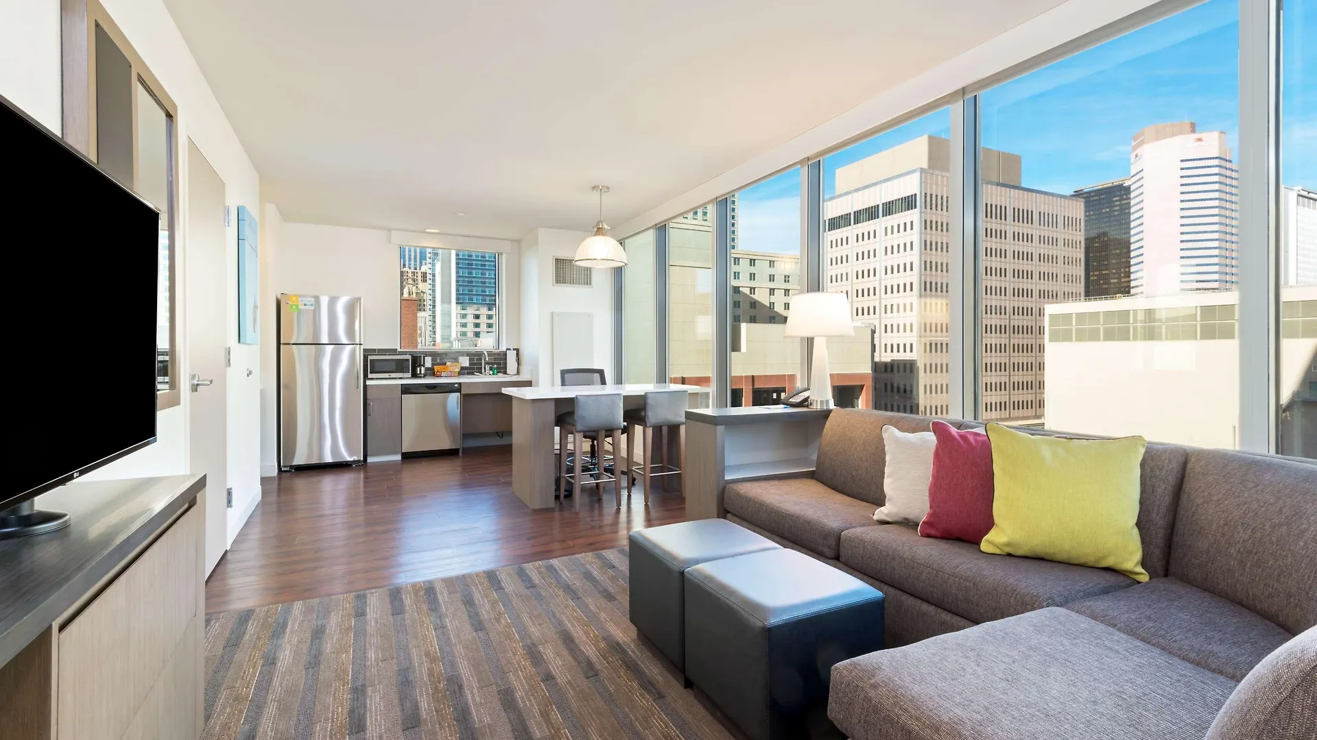 Hyatt House Denver/Downtown 3*, Denver