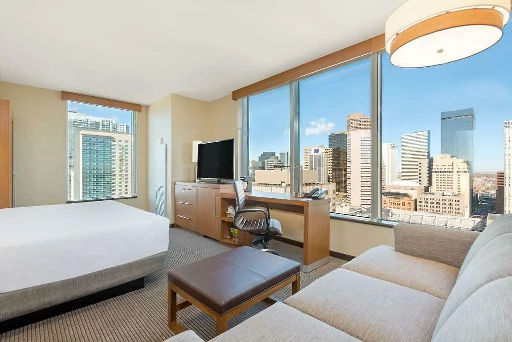 Hyatt House Denver/Downtown 3*, Denver